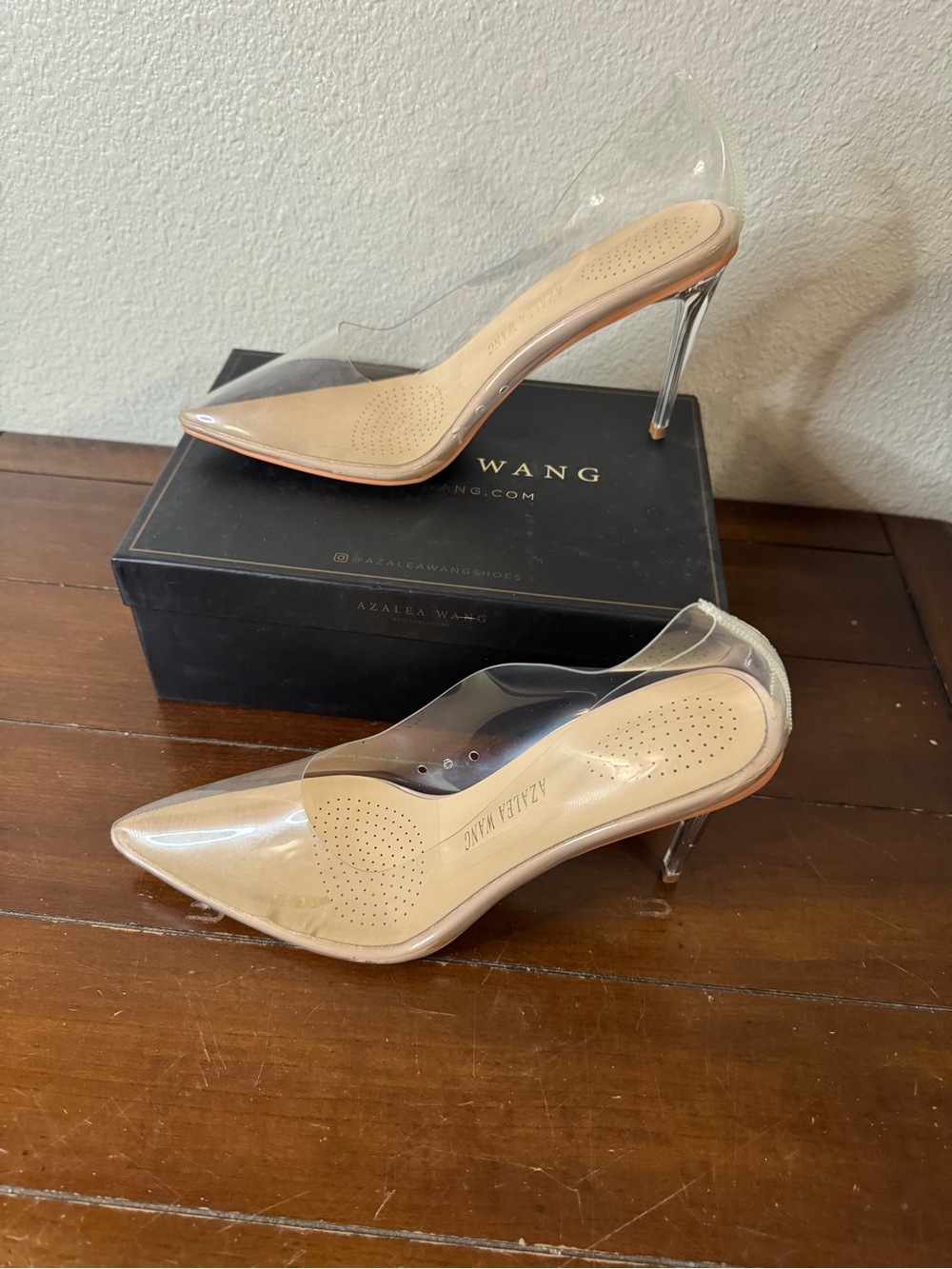 Alexandre Wang Nude Pointed-Toe Clear Slingback Heels - Picture 4 of 7